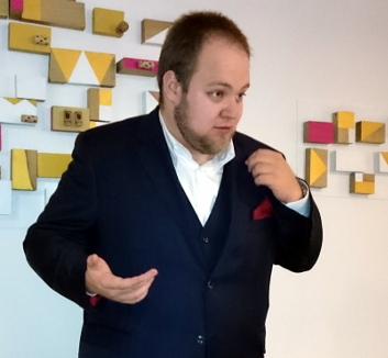 Lukáš Petrovický — Konzultant interní komunikace a change managementu